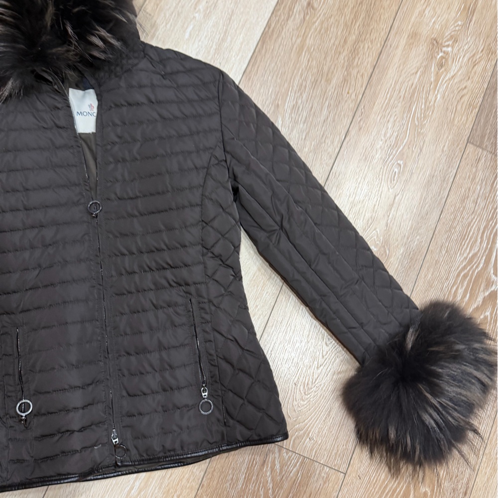 Moncler
Fur Hood leather parka brown vintage - Picture 5 of 16